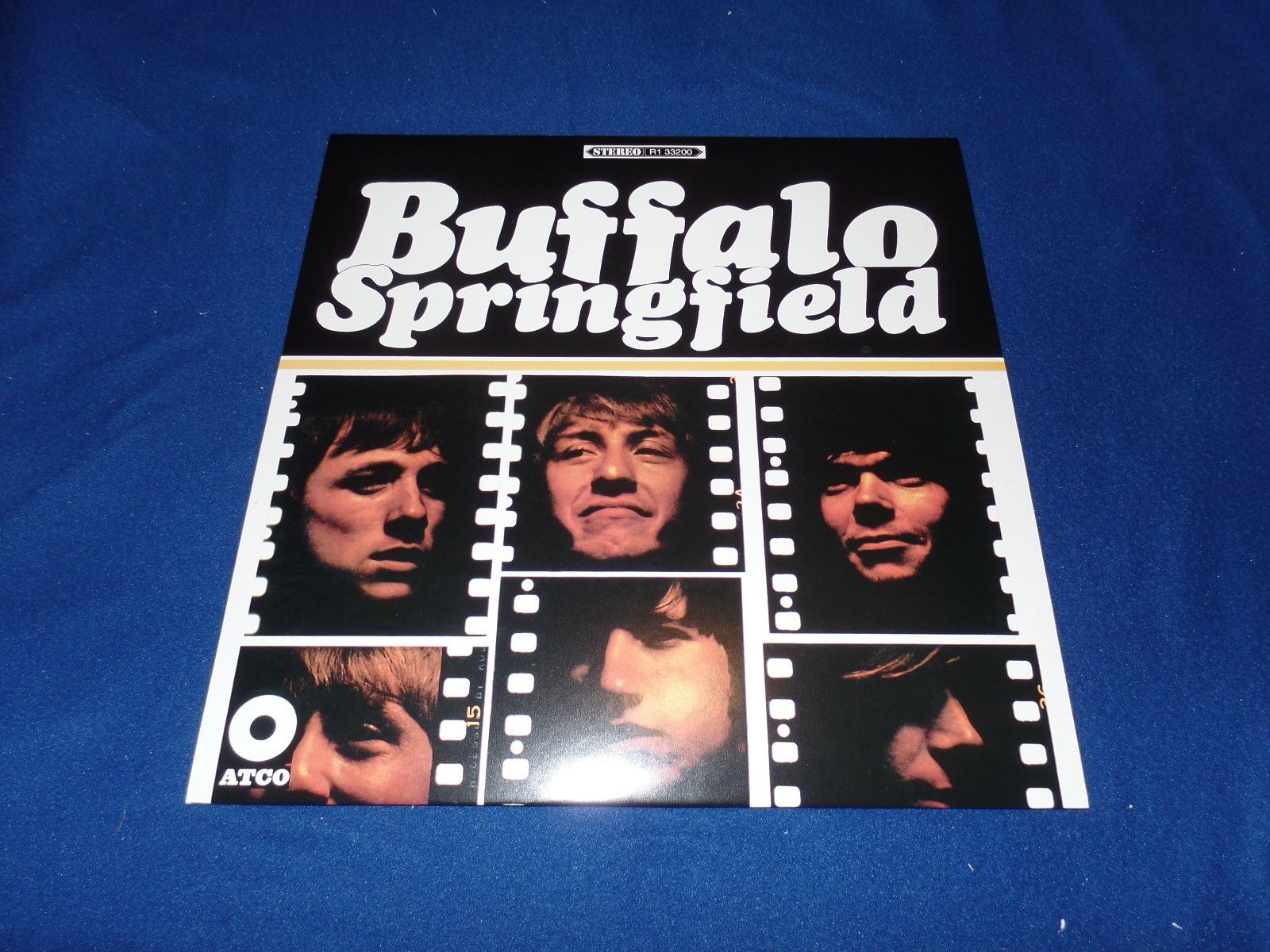 popsike.com - Buffalo Springfield - S/T - STEREO 180g Vinyl LP from What's  That Sound? Box 180 - auction details